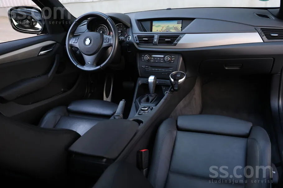 BMW X1 2012 photo 5