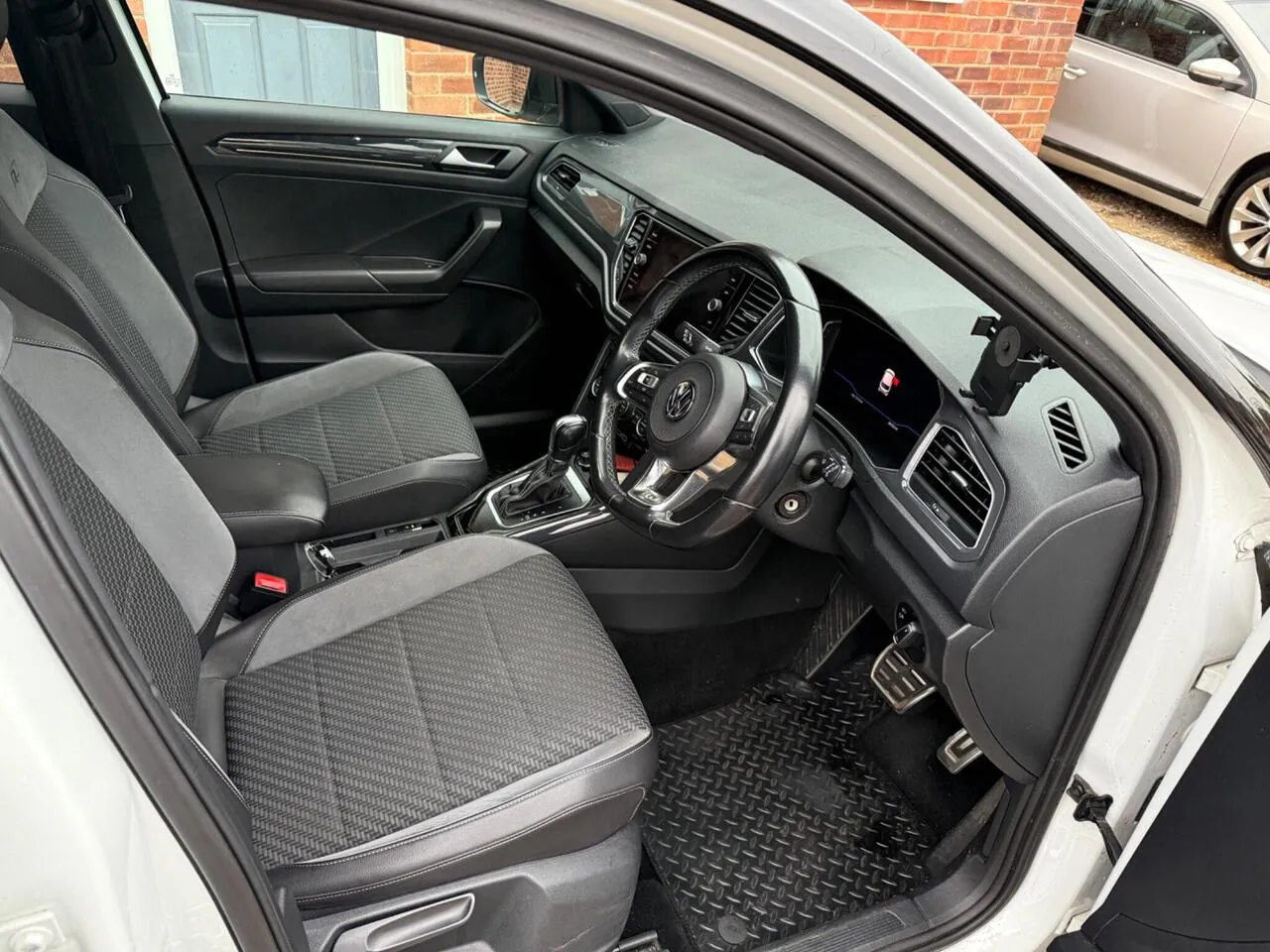 Volkswagen T-Roc 2019 photo 5
