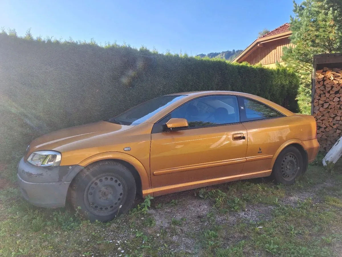 Opel Astra 2000 photo 2