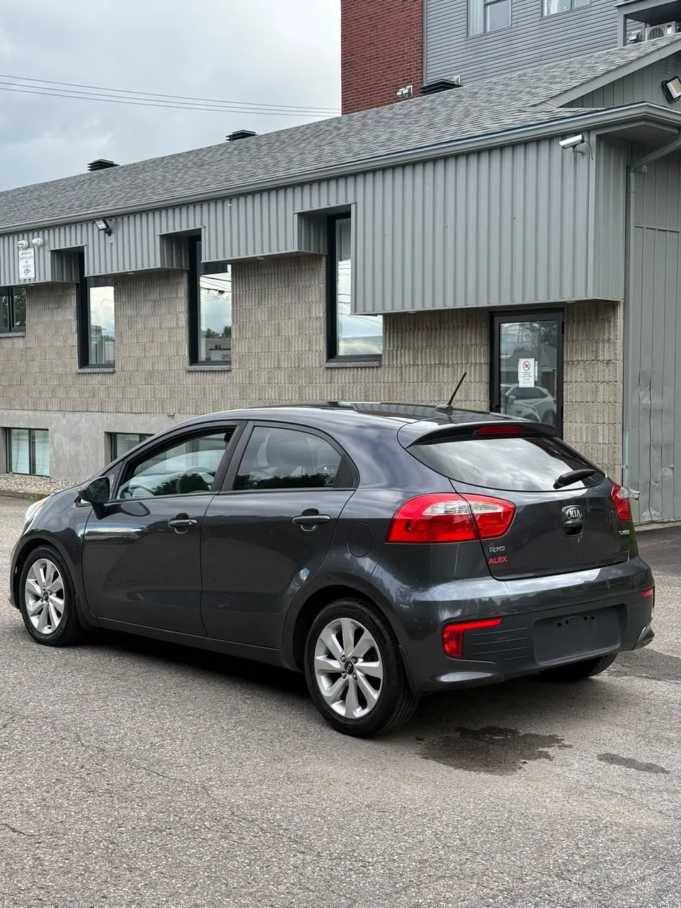 Kia Rio 2016 photo 4