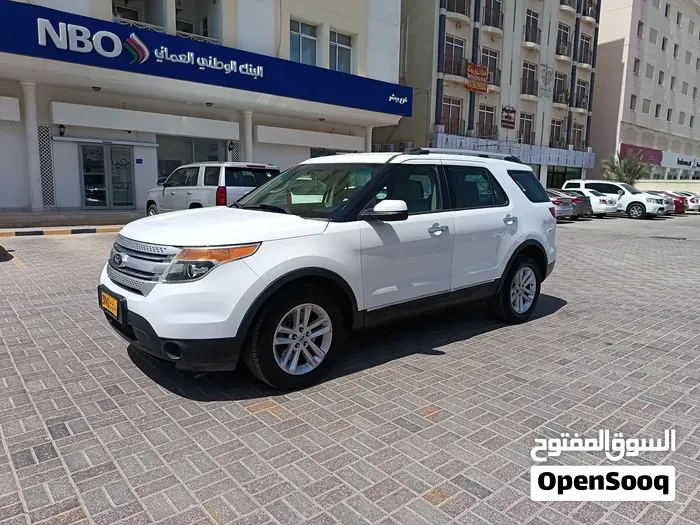 Ford Explorer 2013 photo 4