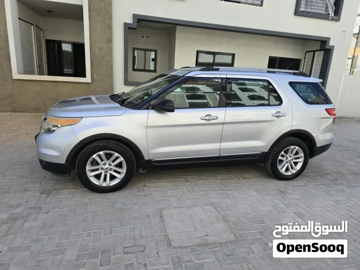 Ford Explorer 2013 photo 5
