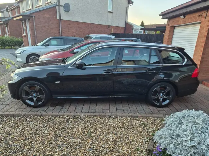 BMW 3 Series 2012 photo 5