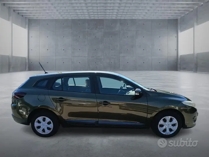 Renault Megane Iii 2010 photo 5