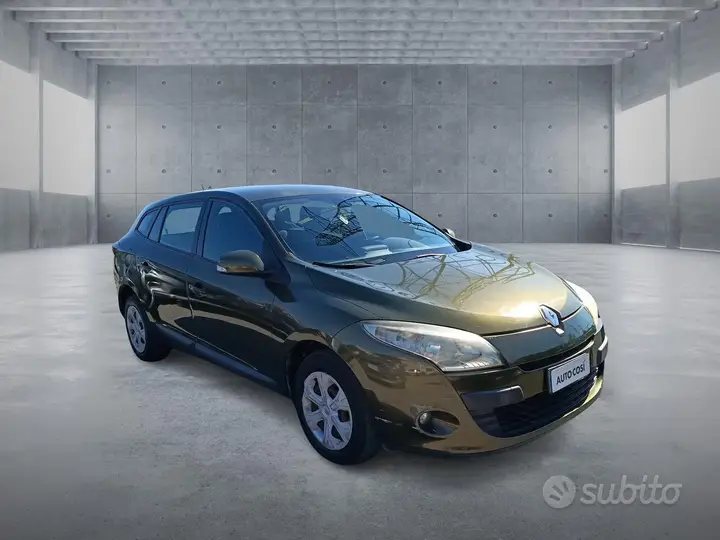 Renault Megane Iii 2010 photo 3