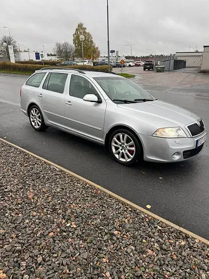 Skoda Octavia 2008 photo 4