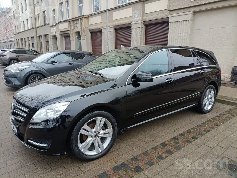 Mercedes-Benz R350 2012 photo 2