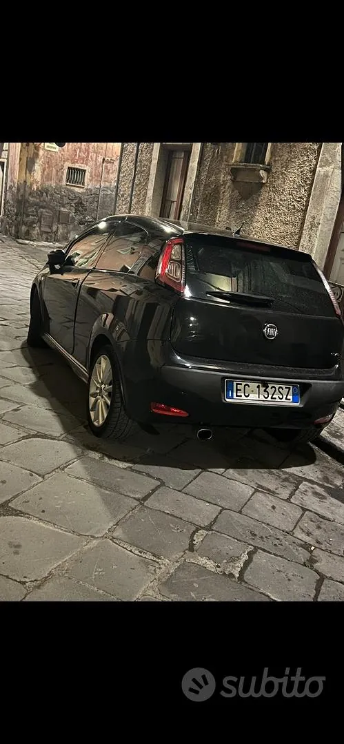 Fiat Punto Evo 2010 photo 4