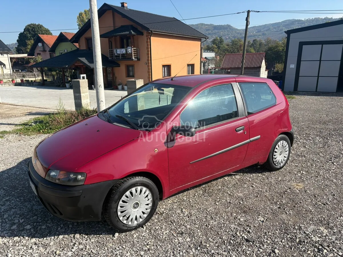 Fiat Punto 2001 photo 2