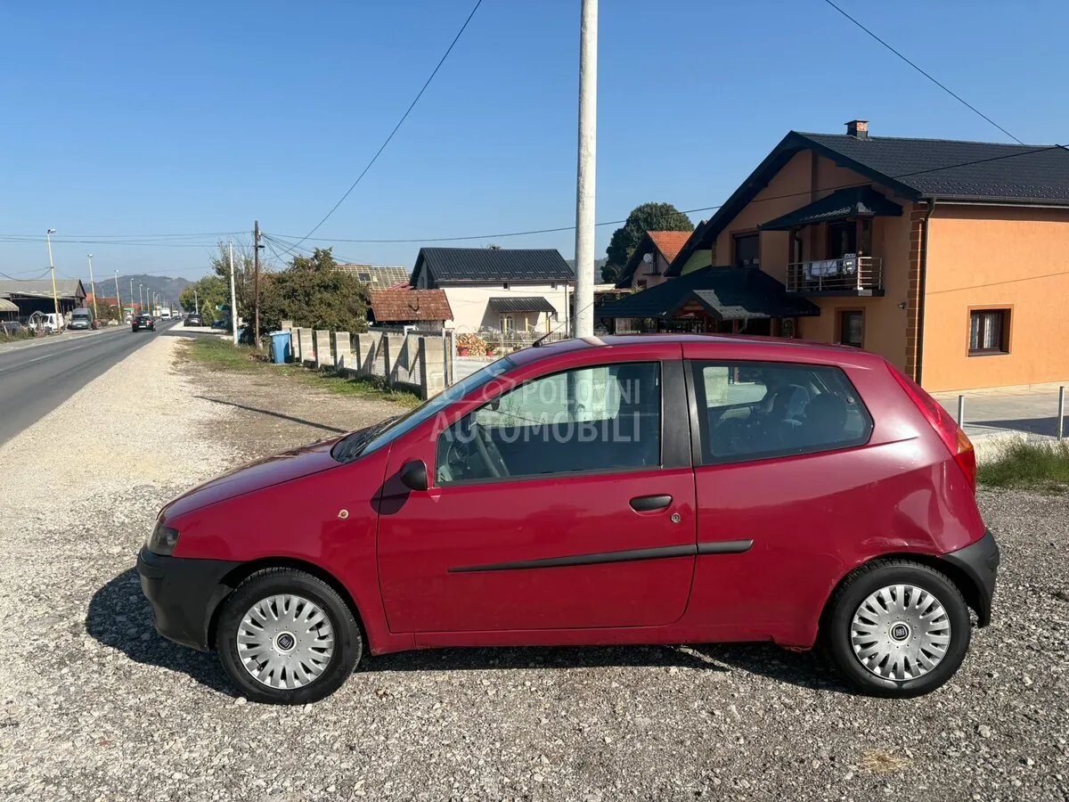 Fiat Punto 2001 photo 3