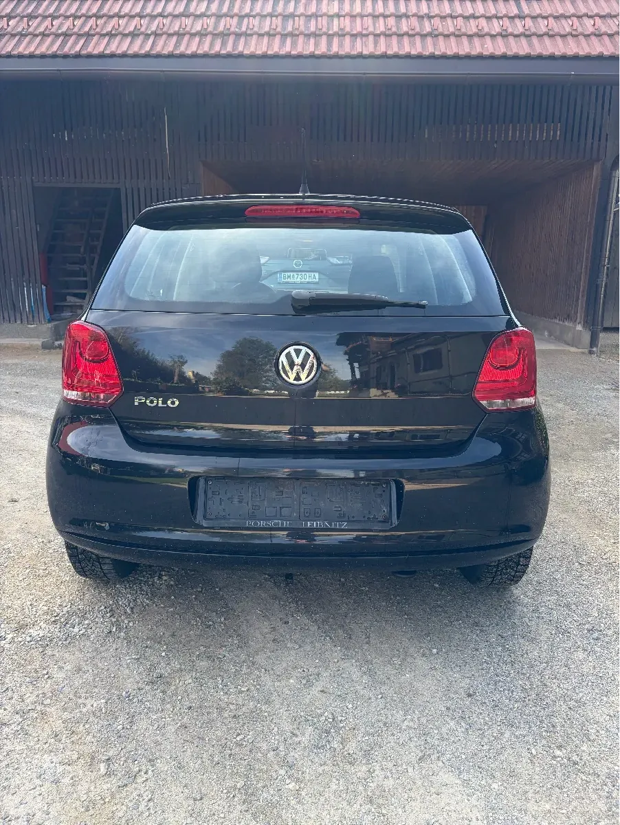 Volkswagen Polo 2011 photo 3