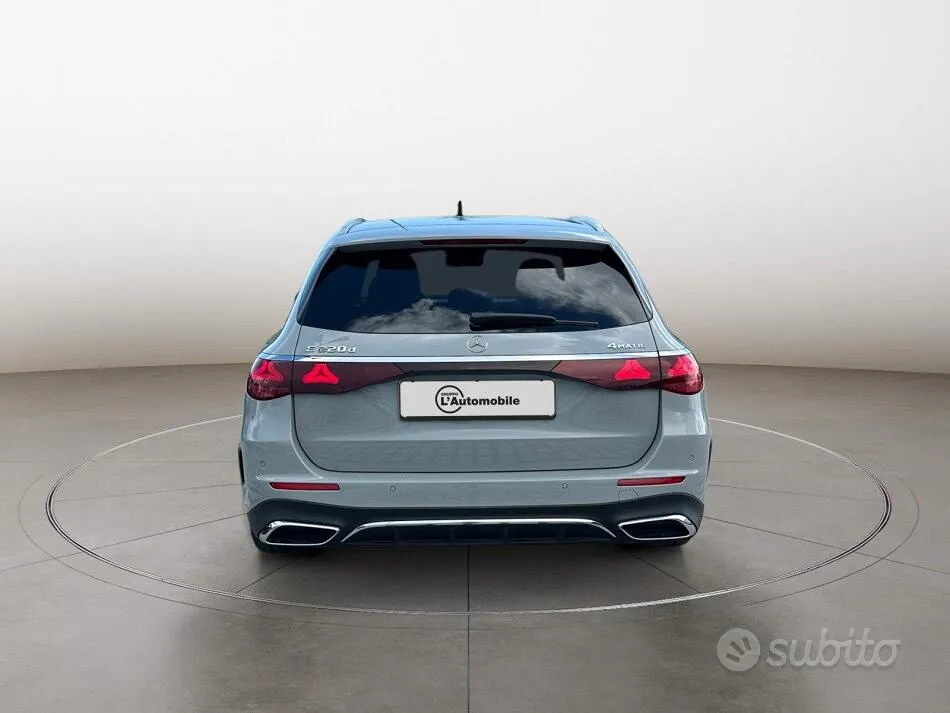 Mercedes-Benz E-Class 2024 photo 4