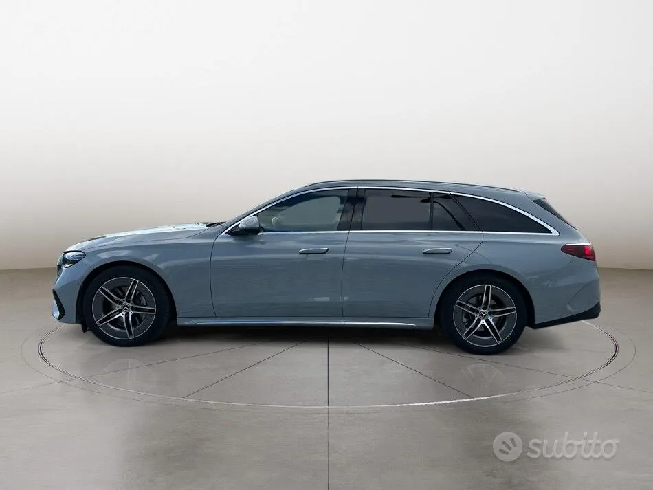 Mercedes-Benz E-Class 2024 photo 2