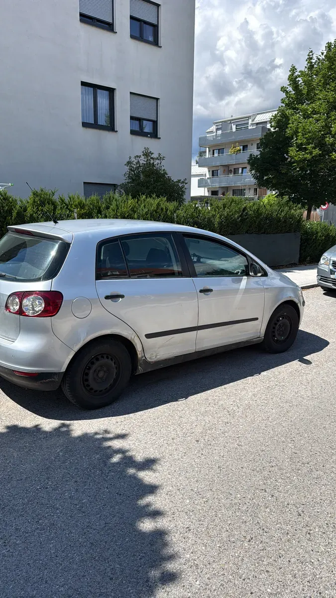 Volkswagen Golf 2006 photo 2