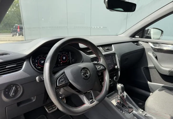 Skoda Octavia 2019 photo 3