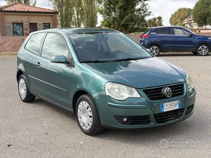 Volkswagen Polo 2006 photo 3
