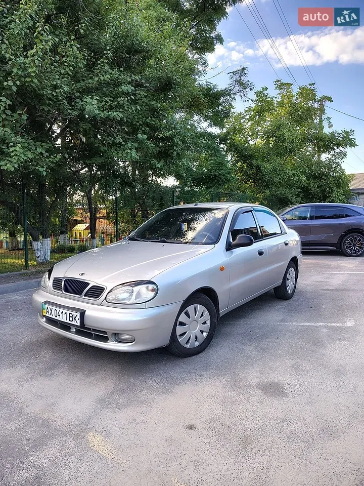 Daewoo Lanos 2003 photo 2