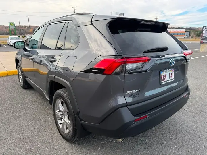 Toyota Rav4 2023 photo 5