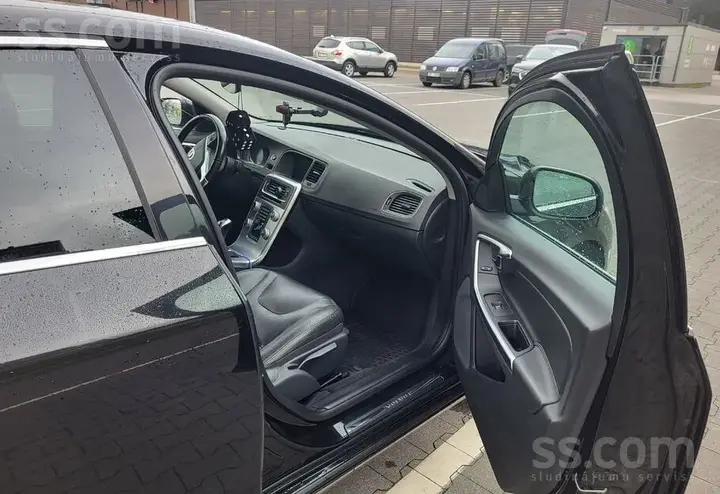 Volvo S60 2017 photo 5