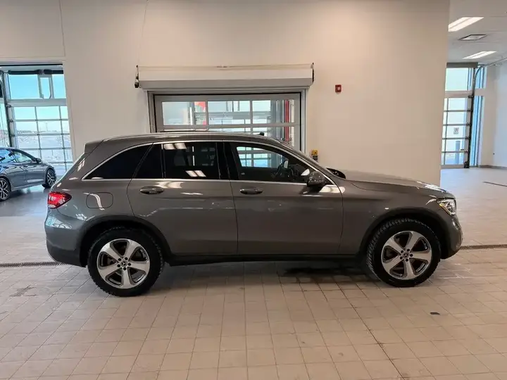 Mercedes-Benz Glc 2022 photo 4