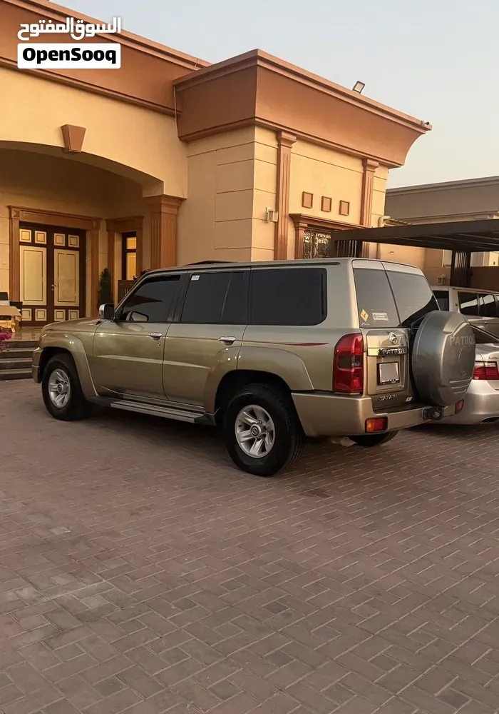 Nissan Patrol 2015 photo 2