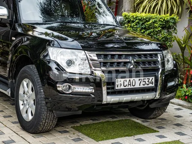 Mitsubishi Montero 2015 photo 3