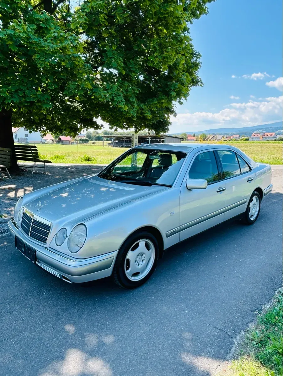 Mercedes-Benz Eklasse