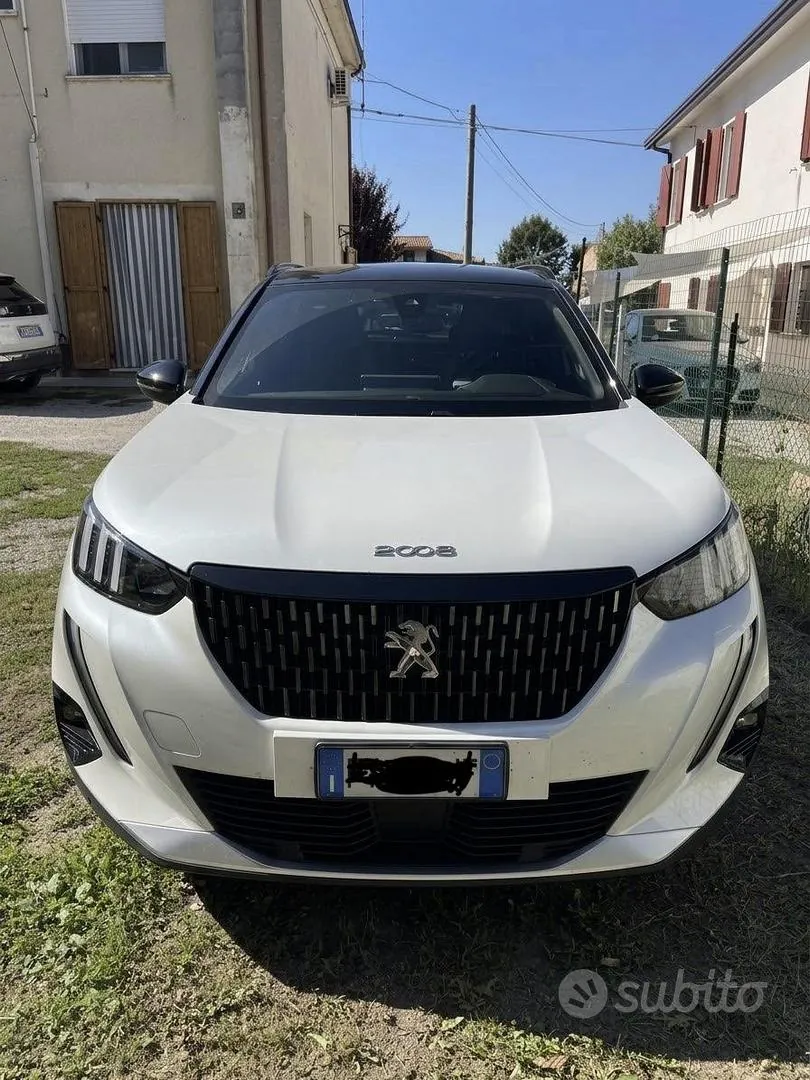 Peugeot 2008 2019 photo 2
