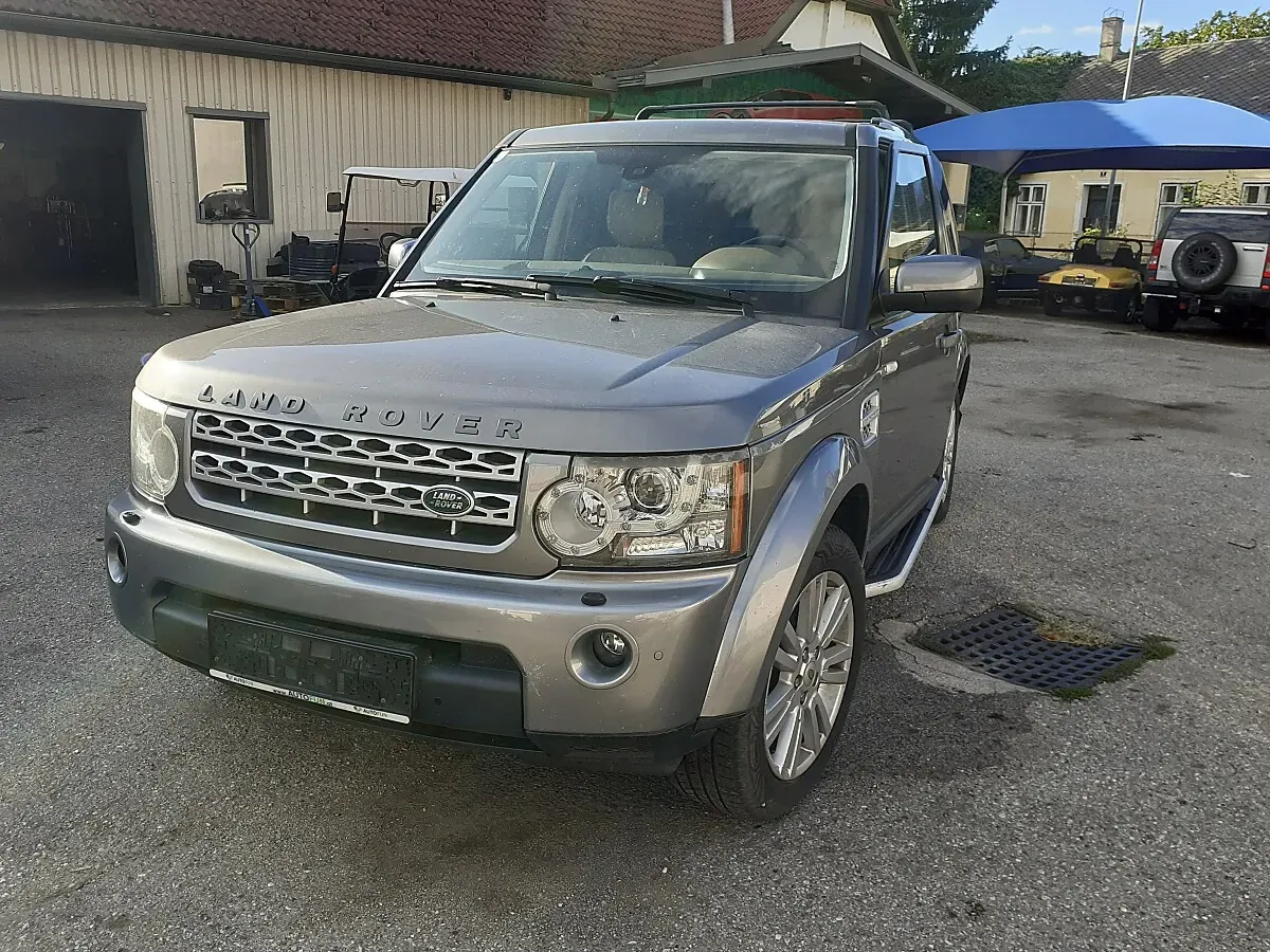 Land Rover Discovery 4