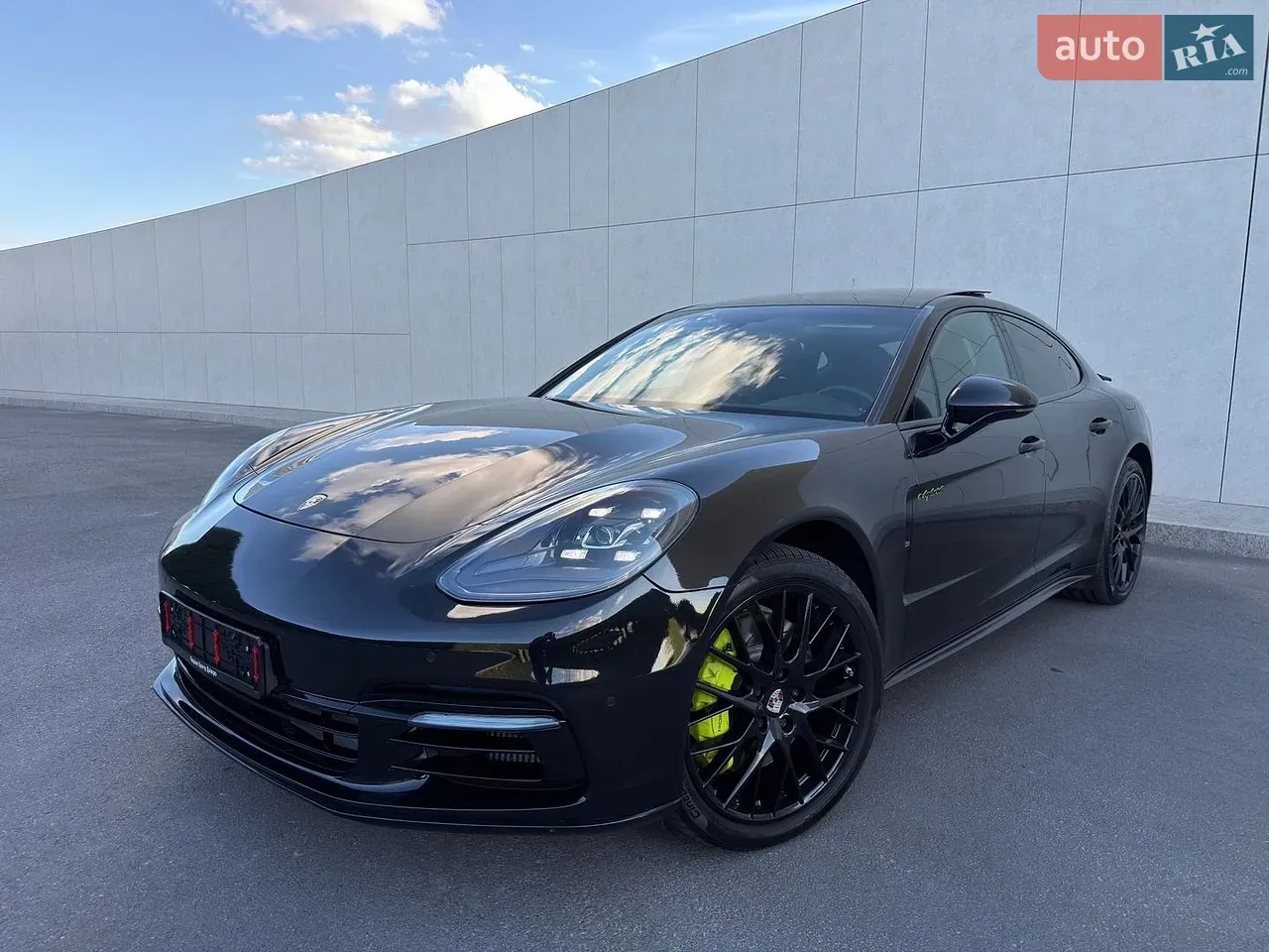 Porsche Panamera 2018 photo 3