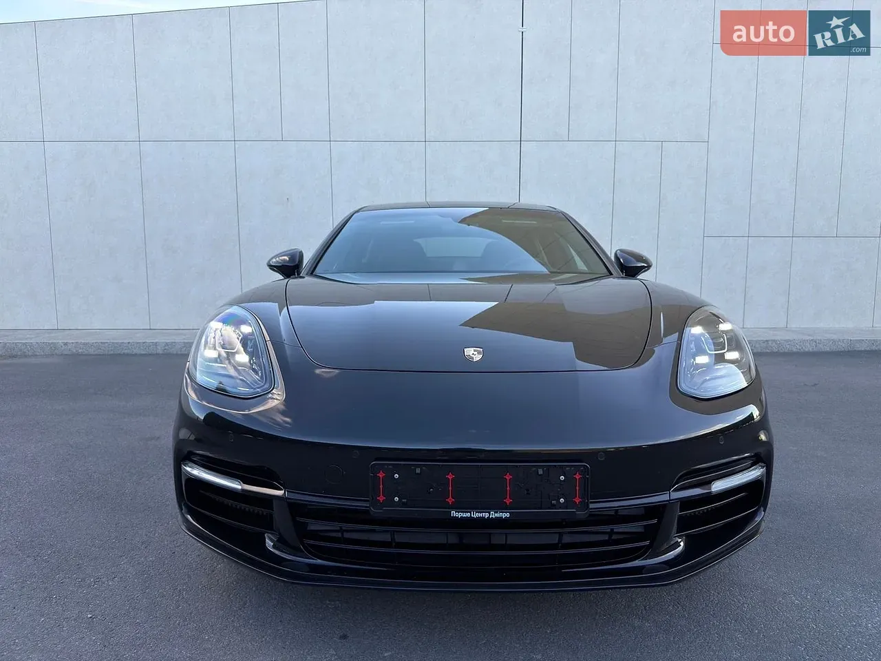 Porsche Panamera 2018 photo 2