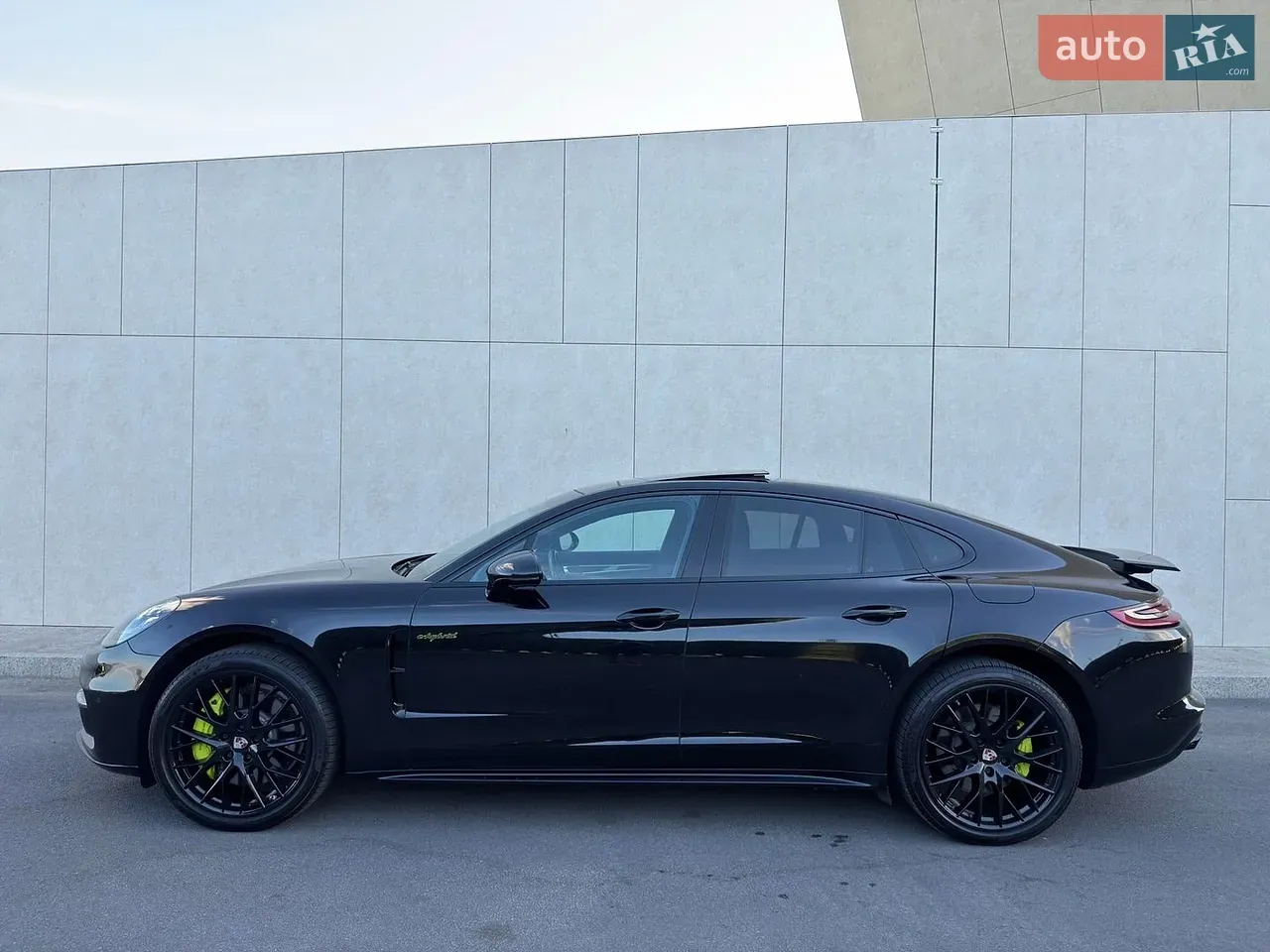 Porsche Panamera 2018 photo 4