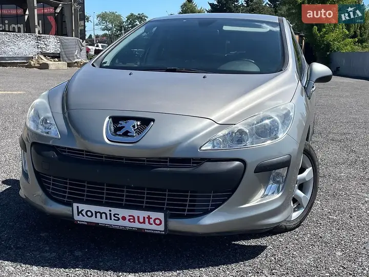 Peugeot 308 2010 photo 5