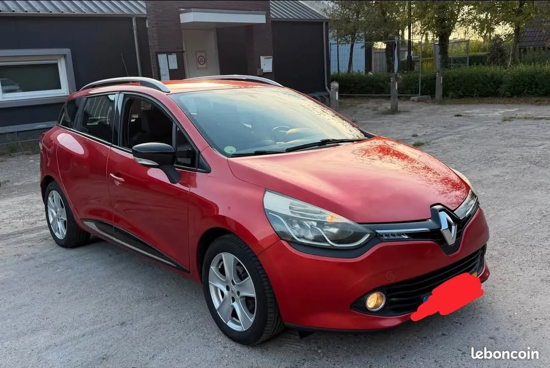 Renault Clio 2013 photo 2