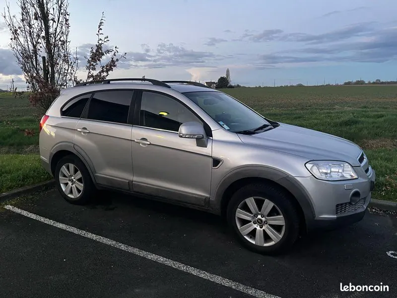 Chevrolet Captiva 2008 photo 2