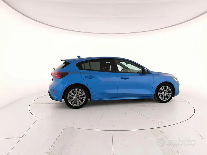 Ford Focus 2023 photo 5