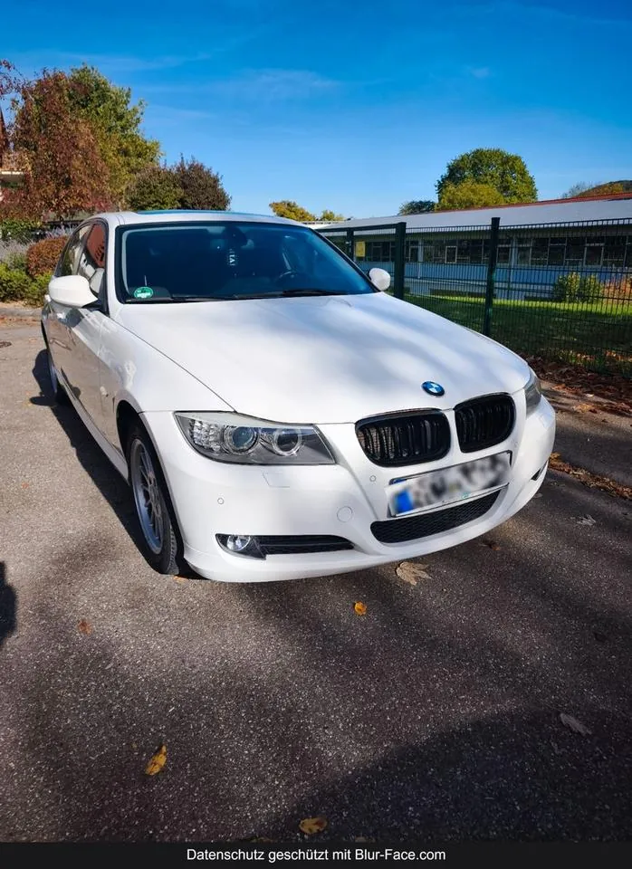 BMW 318I