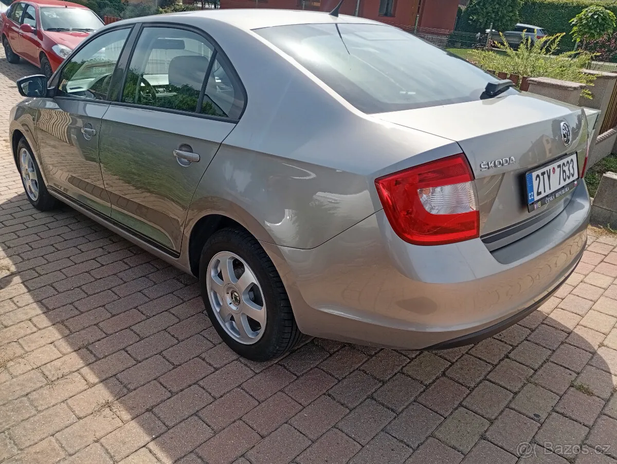 Skoda Rapid 2015 photo 4