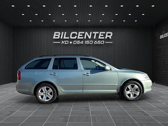 Skoda Octavia 2011 photo 5