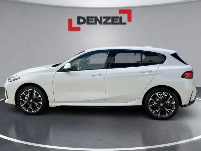 BMW 1 Series 2026 photo 2