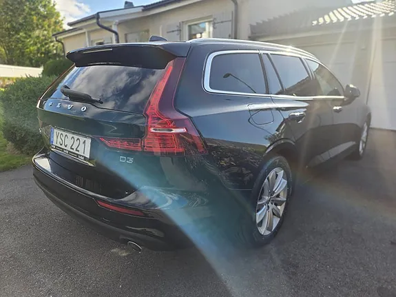 Volvo V60 2019 photo 3