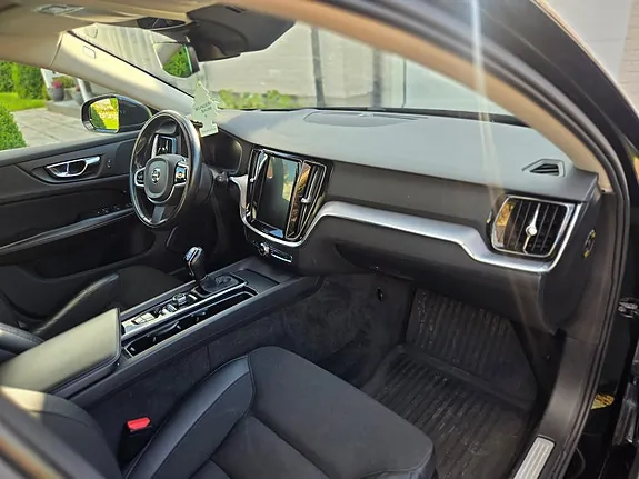 Volvo V60 2019 photo 5