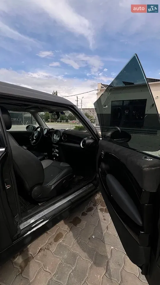 Mini Cooper 2010 photo 5