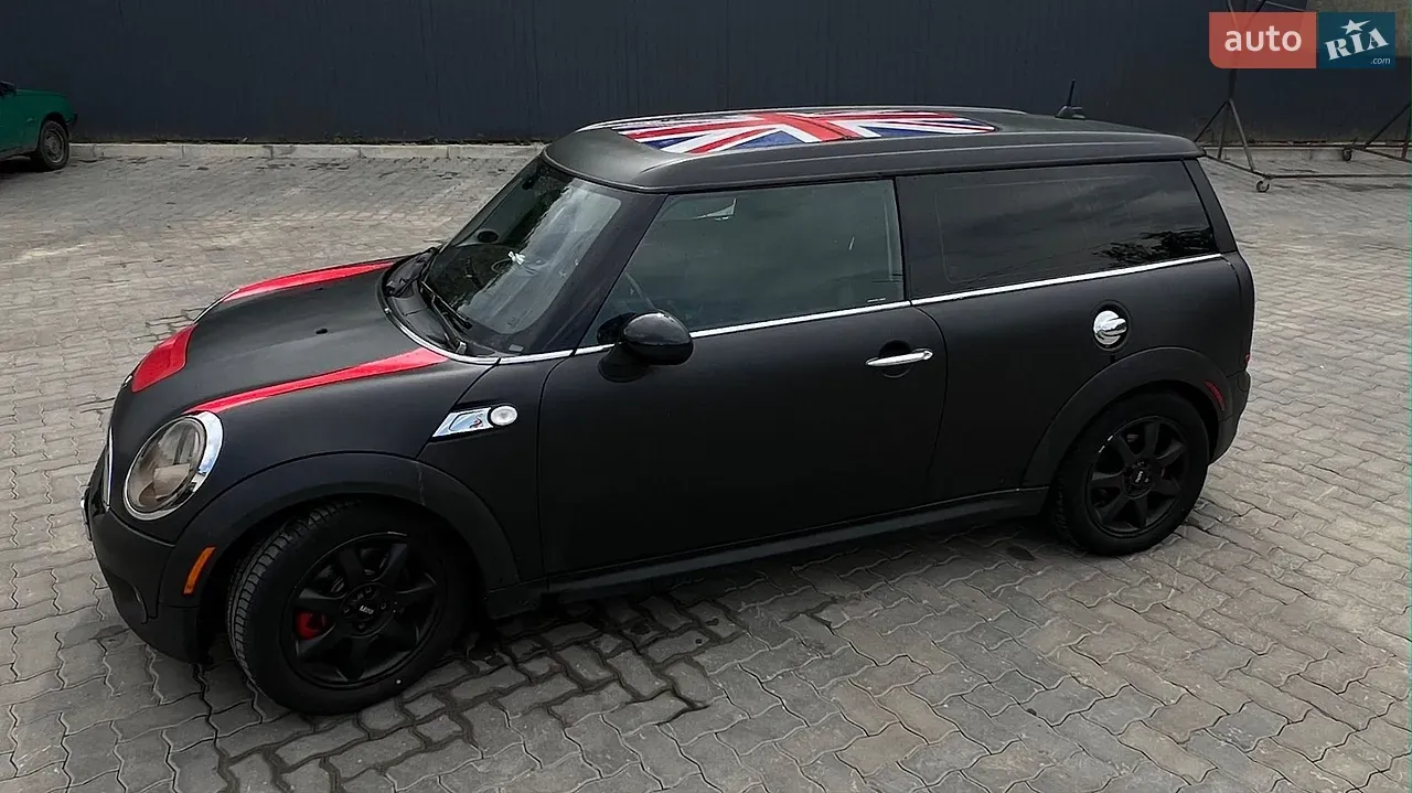 Mini Cooper 2010 photo 2