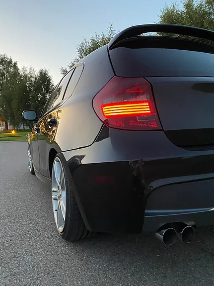 BMW 116D 2010 photo 4
