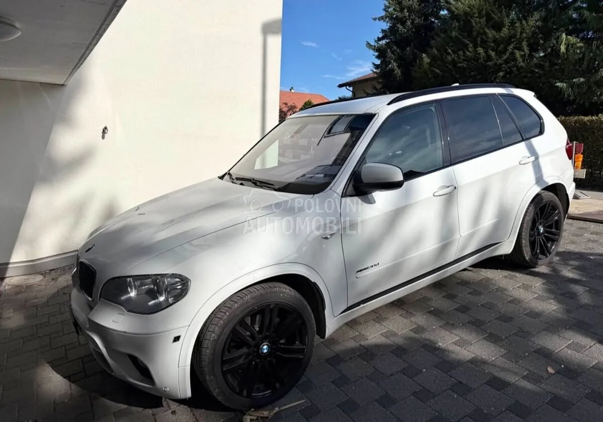 BMW X5 2011 photo 3