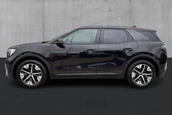 Ford Explorer 2025 photo 2