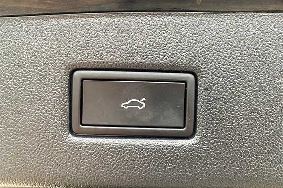 Ford Explorer 2025 photo 5