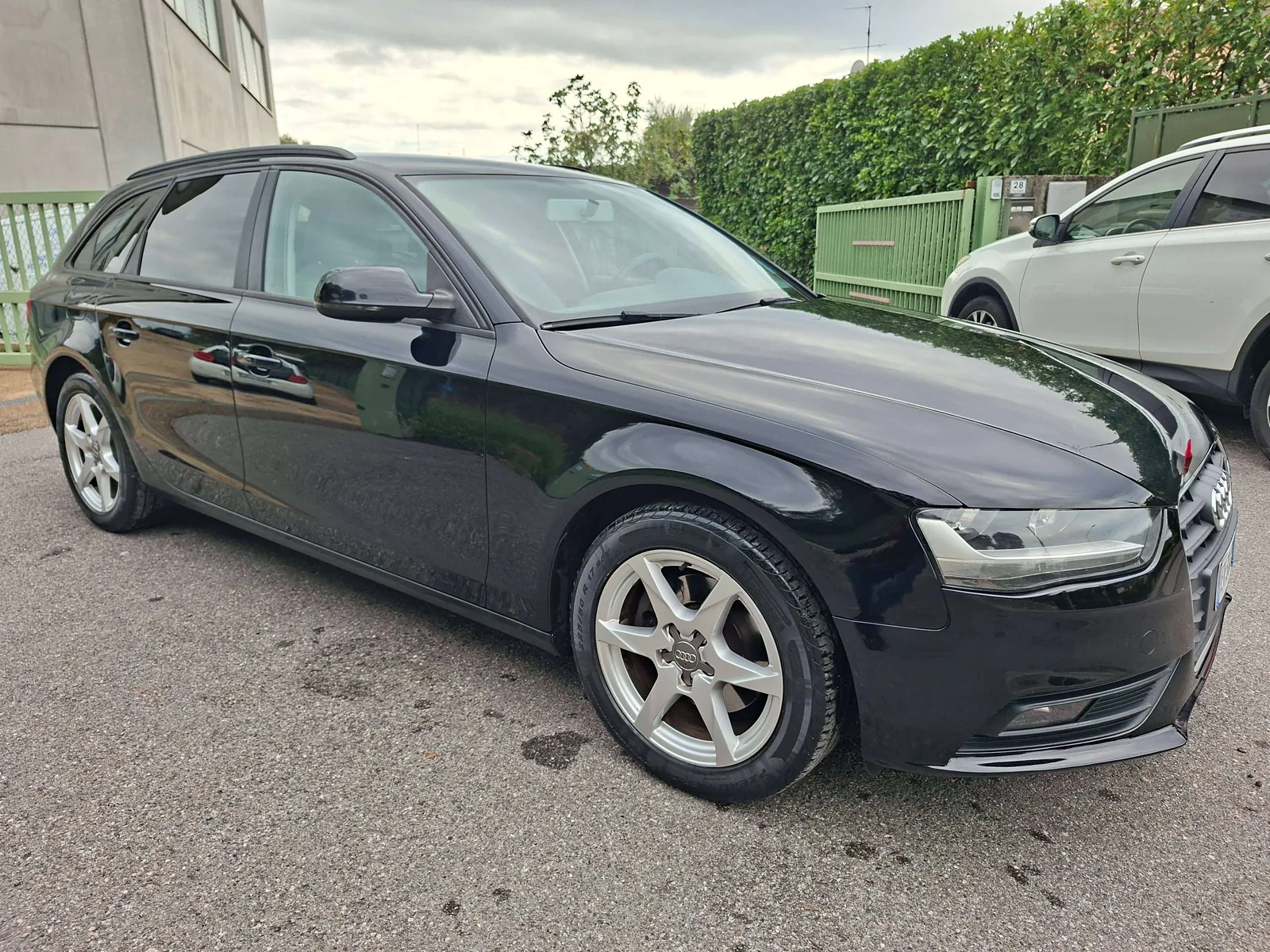 Audi A4 2014 photo 3