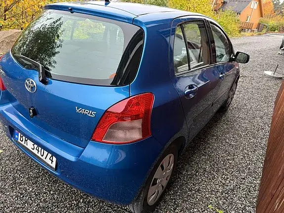 Toyota Yaris 2006 photo 3
